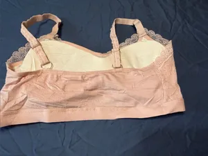 Everyday Lace-Trim Bralette in light pink thumbnail 3