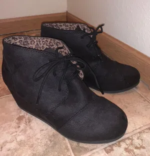 Lace Up Wedges Black Size 9.5 thumbnail 1