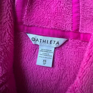 Athleta thumbnail 8