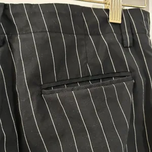 Lauren Ralph Lauren Pinstripe Pants Black White Size 10 thumbnail 8