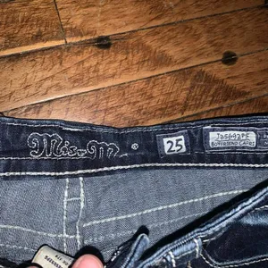 Miss Me bling blue fleur de lis festival Boyfriend Capri jeans thumbnail 2