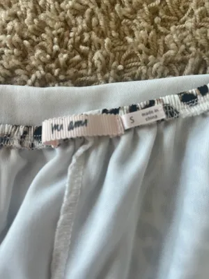 Francesca's cheetah print skirt thumbnail 3
