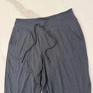 Lole Jersey Knit High Rise Jogger Lounge Pants Women's Medium Gray Cinch Waist thumbnail 3