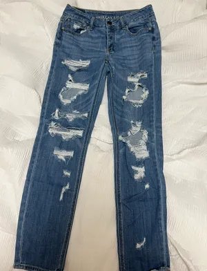 American Eagle Tomboy Jean thumbnail 1