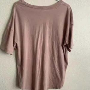 🆕NWOT Aerie Distressed Vintage Rainbow Print Oversize Tee L🆕 thumbnail 3