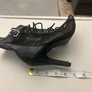 HeelsElegant Black Mesh Lace-Up one shoe is a 36 and one is a 37. (6 1/2-7) thumbnail 10