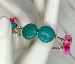 Silver Tone Faux Turquoise Beaded Pink Cross Small Wire Bangle Bracelet thumbnail 5