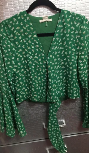 Urban Outfitters Ditsy Floral Top thumbnail 1