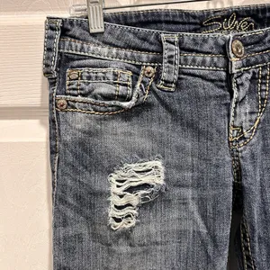 Silver Jeans Pioneer Distressed Bootcut Dark Wash Denim W30 L28 Y2k Boho‎ Grunge thumbnail 2
