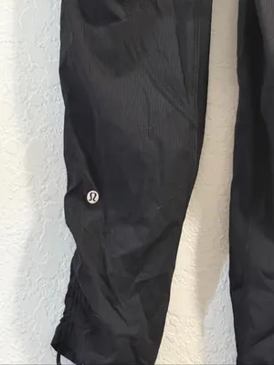 Lululemon Beyond the Studio Jogger Black Pants Women's Size 0 thumbnail 4