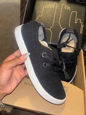 Allbirds women tree skippers thumbnail 2