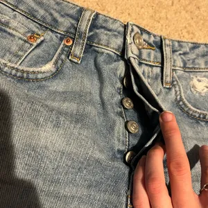 Urban Outfitters BDG 90s long inseam shorts never worn thumbnail 5