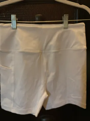 White Size S thumbnail 1