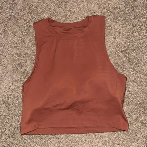 Sports Bra/ Tank Top thumbnail 1