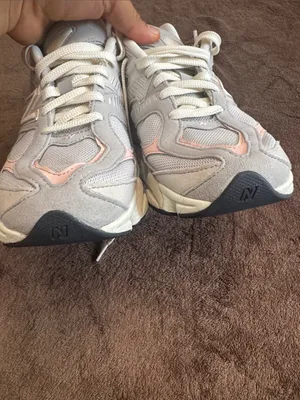 New Balance Women's Light Gray and Pink 9060 Style Sneakers thumbnail 3