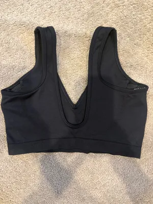 Gymshark Sports Bra thumbnail 3