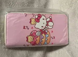 Hello Kitty pink zip wallet thumbnail 1