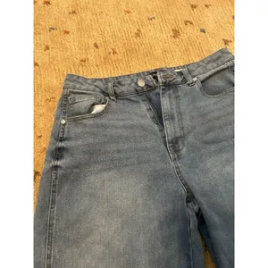 BCBGeneration Paneled Barrel Leg Denim Jeans Size 28 Contemporary Streetwear thumbnail 4