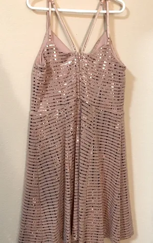 PROM/ Cocktail/ Cruise DRESS New Rose Gold Dress Size 7 Gorgeously Beautiful. thumbnail 1