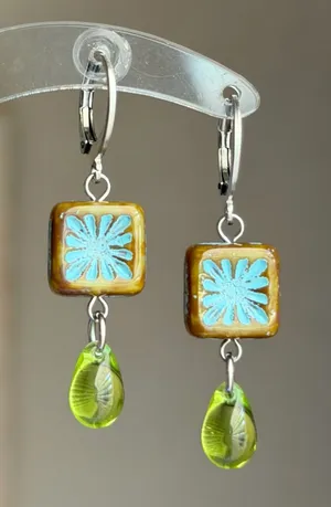 Handmade quality Czech glass beads chic fairy boho vintage retro style dangle earrings🌿✨ thumbnail 1