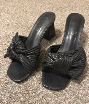 Pink Lily Black Bow Heels thumbnail 1