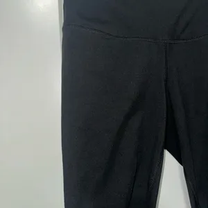 Yogalicious Lux Lightweight Soft Cut-off Biker Shorts S thumbnail 2