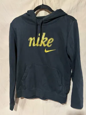 Nike sweatshirt thumbnail 1