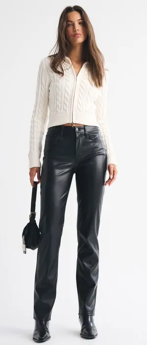 Curve Love Ultra High-Rise 90s Straight Vegan Leather Abercrombie thumbnail 1