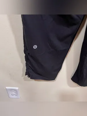 Lululemon Dance Studio Mid-Rise Cropped Pant Black Drawstring Crop Pants SZ 8 thumbnail 10