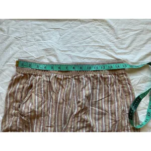 Patagonia Garden Island Striped Linen Blend Shorts Medium White/Pink thumbnail 6