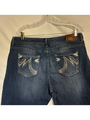 Maurices Women's Bootcut Jeans Mid Rise Dark Wash Stretch Blue Denim Size 13/14 thumbnail 3