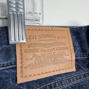 Levi's Premium‎ 80s Mom Jean High Rise Tapered Leg Relaxed 18W Casual Premium thumbnail 4