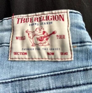 True Religion Jean Shorts Riley Knee Length thumbnail 3