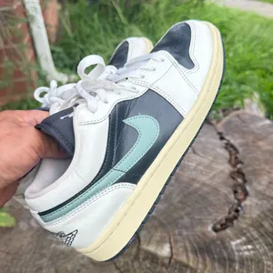 Nike Jordan Air Jordan 1 Low Shoes 'Jade Smoke' DC0774-001 Women's Sizes 9 thumbnail 4