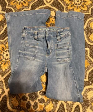 American Eagle Jeans thumbnail 1