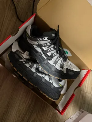 Nike Gray Size 10.5 thumbnail 1
