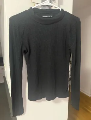 Abercrombie Black Turtleneck Sweater thumbnail 1