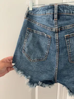 We The Free Size 29 High Rise Distressed Raw Hem Denim Shorts thumbnail 8