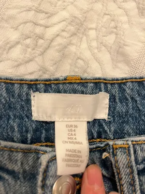 H&M Boyfriend Jeans thumbnail 4