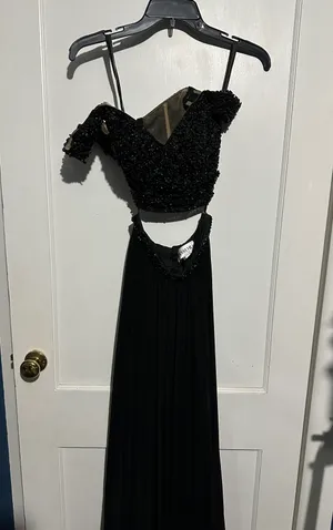 Black 2 Piece Prom Dress thumbnail 7