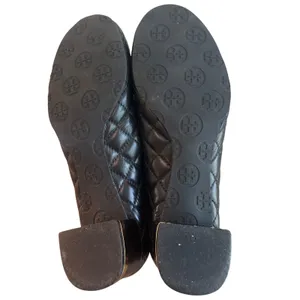 Tory Burch Claire Quilted Block Heel Pumps Black Gold Logo Leather Size 8 thumbnail 8