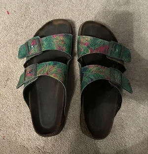 Multiple Size 9.5 thumbnail 1