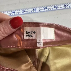 By the Way‎ Hazel Hot Short Pink Metallic Shorts Faux Leather Size Small Concert thumbnail 6