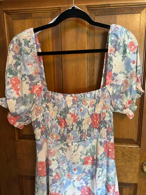 ASTR Smocked Square-Neck Floral Midi Dress in Pastel Multi, Medium NWT thumbnail 4