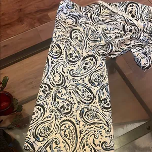 Zara Black and White Paisley Blouse size S thumbnail 9