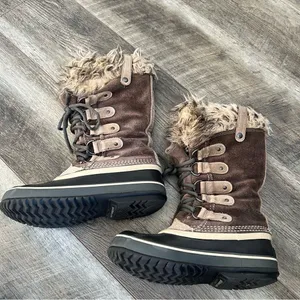 Sorel Joan of Arctic Boots Women's Size 6 Winter Snow Insulated Waterproof Fur thumbnail 3
