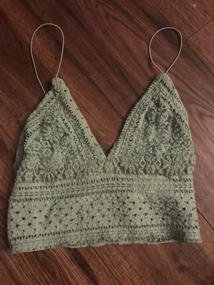 Urban Outfitters Top thumbnail 1