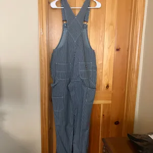 Carhartt Women's Relaxed Fit Denim Railroad Striped Bib Overall XS thumbnail 6