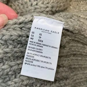 American Eagle Outfitters Womens Chunky Knit V-Neck Long Sleeve Sweater Size XS‎ thumbnail 5