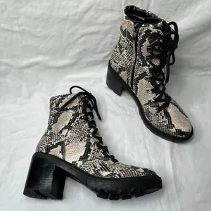 Marc Fisher Laboni Snake Print Lace-Up With Side Zip Combat Boots Womens 7.5 thumbnail 3